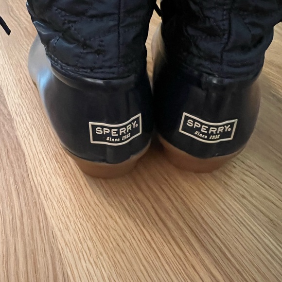 Sperry Duck Boots - Picture 2 of 5
